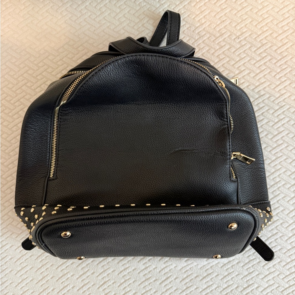 Stylish Black and Gold Women's Backpack - Picture 4 of 5